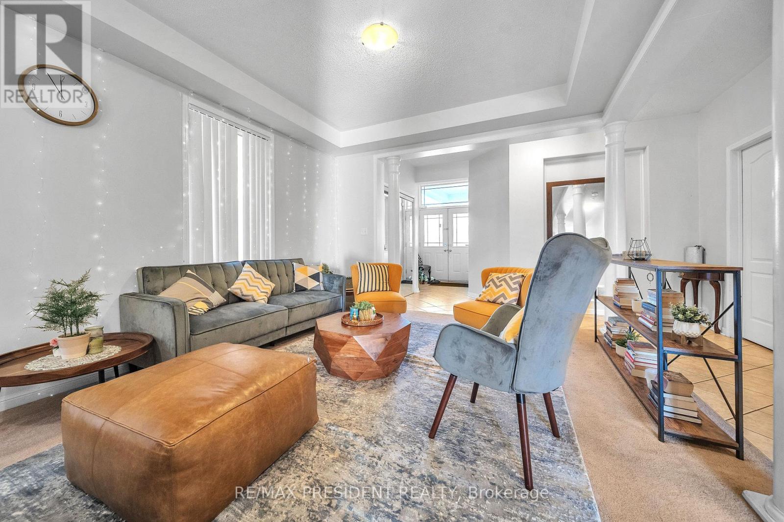 342 Panhellenic Drive, Mississauga, Ontario L5W 0B9 - Photo 10 - W12568628