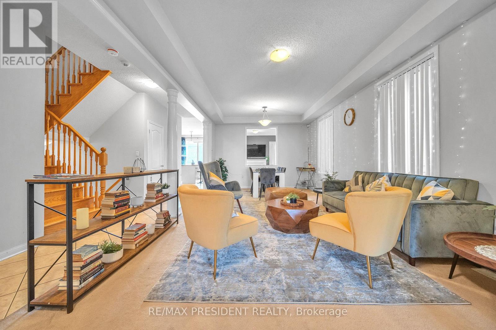 342 Panhellenic Drive, Mississauga, Ontario L5W 0B9 - Photo 9 - W12568628