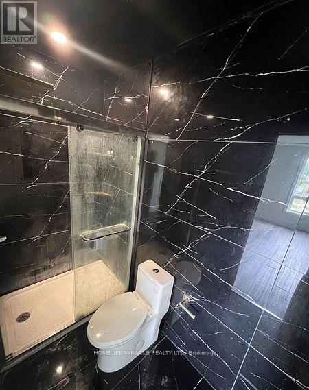 93 Greenbriar Road, Brampton, Ontario  L6S 2A4 - Photo 13 - W12568630