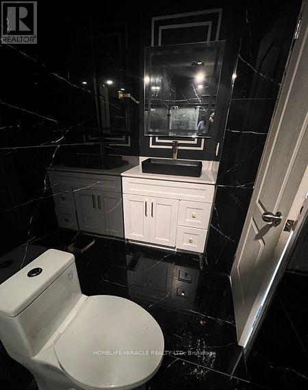 93 Greenbriar Road, Brampton, Ontario  L6S 2A4 - Photo 20 - W12568630