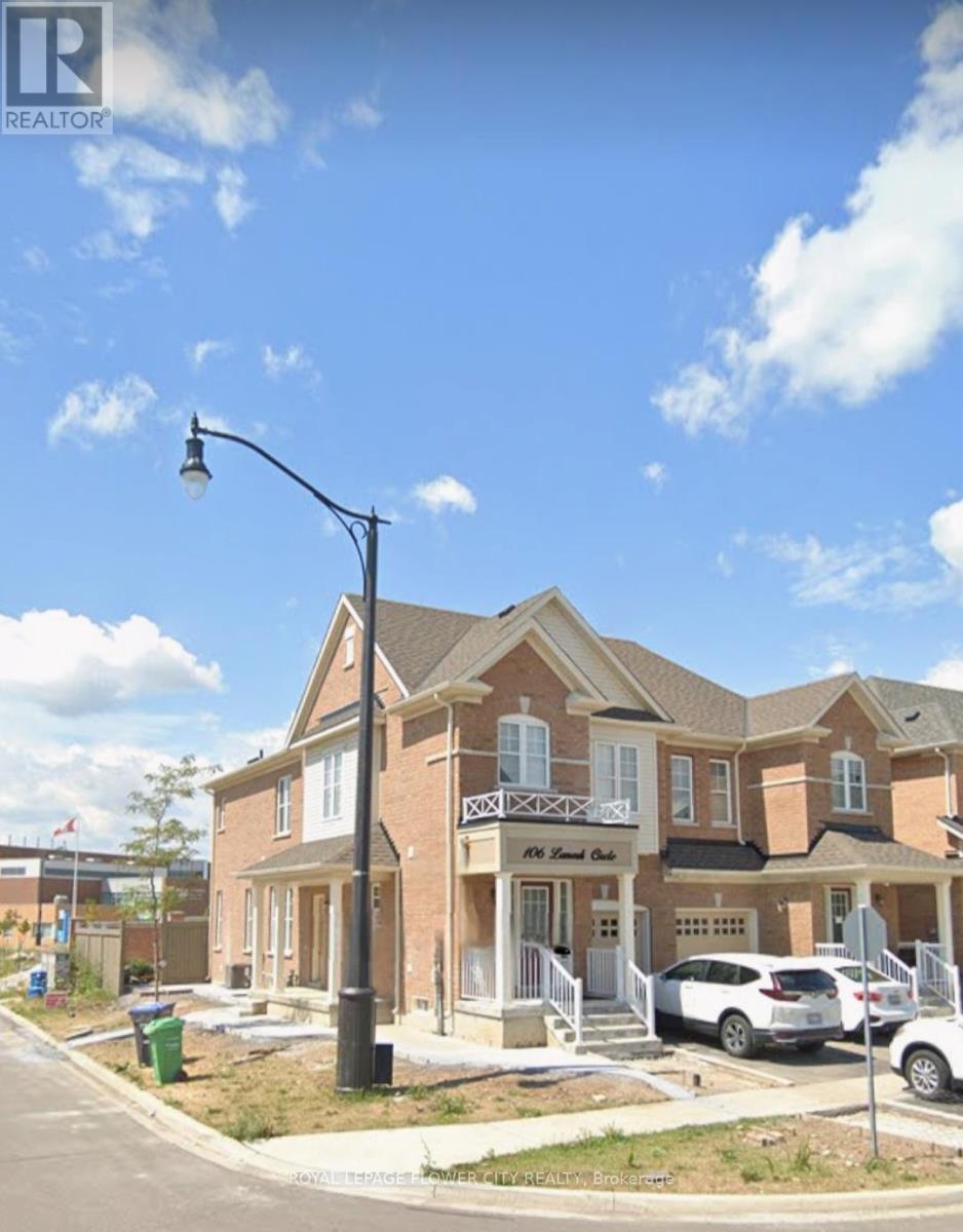 106 LANARK CIRCLE, Brampton, Ontario