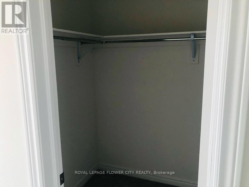 106 Lanark Circle, Brampton, Ontario  L6X 5L3 - Photo 16 - W12568648