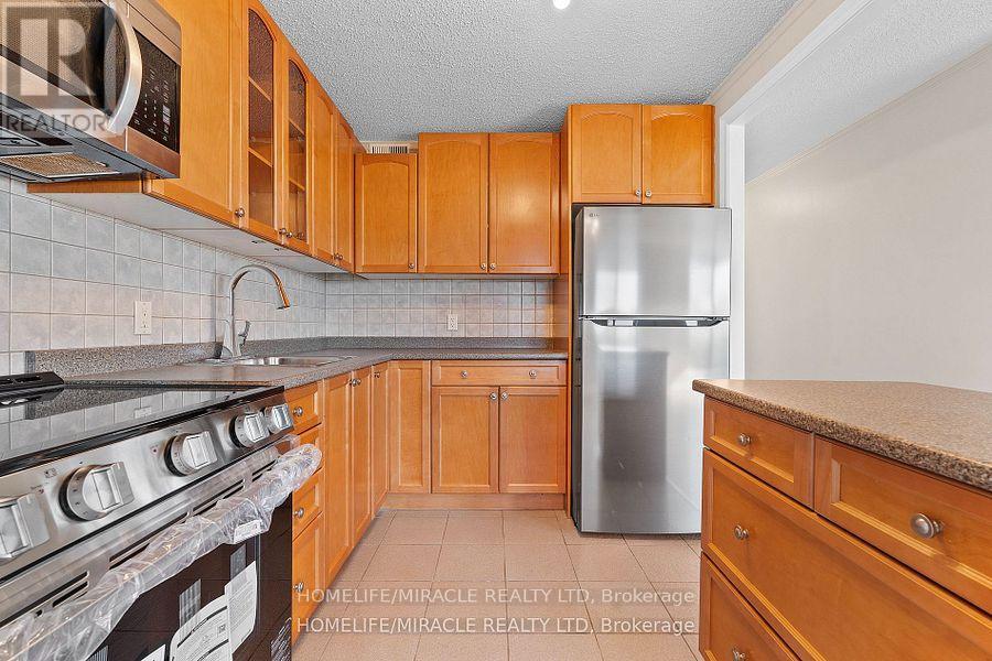 609 - 120 Barrett Court, Kingston, Ontario  K7L 5H6 - Photo 12 - X12568618