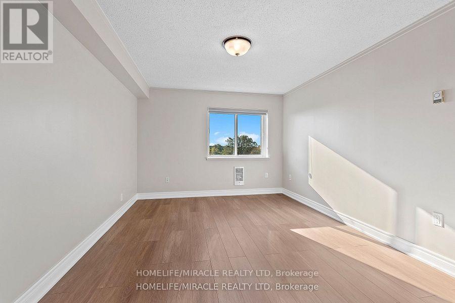 609 - 120 Barrett Court, Kingston, Ontario  K7L 5H6 - Photo 18 - X12568618