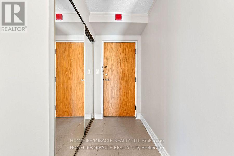 609 - 120 Barrett Court, Kingston, Ontario  K7L 5H6 - Photo 3 - X12568618