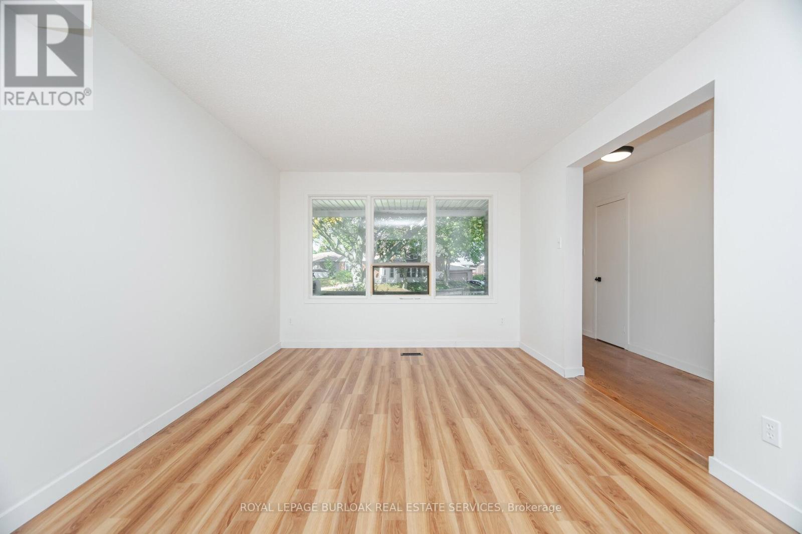 21 Horning Drive, Hamilton, Ontario  L9C 6L2 - Photo 12 - X12568642