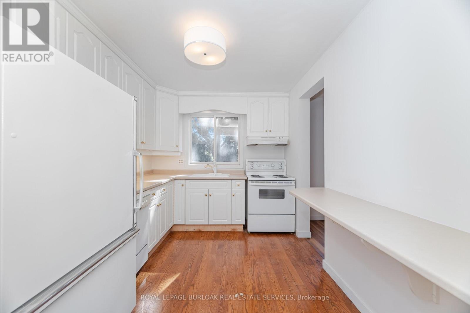 21 Horning Drive, Hamilton, Ontario  L9C 6L2 - Photo 17 - X12568642