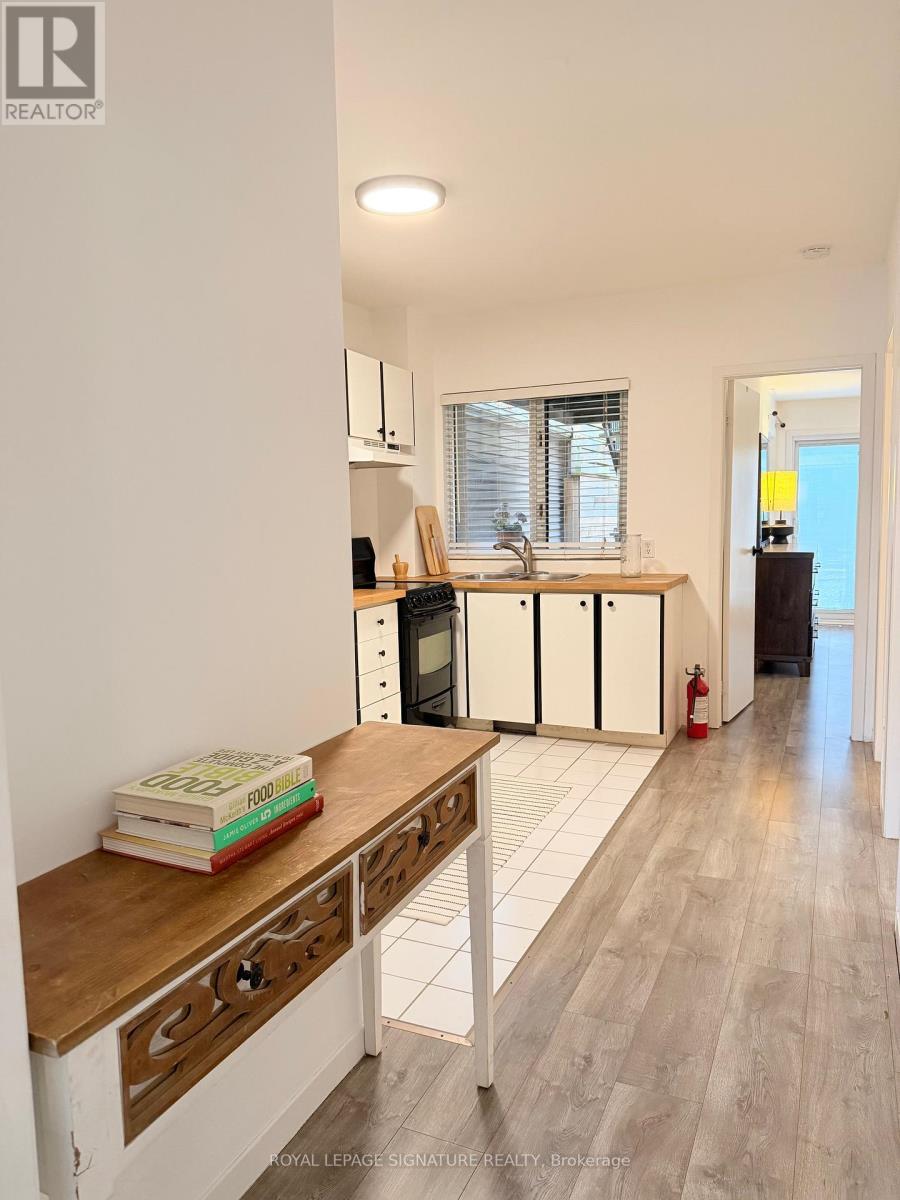 Main - 490 Windermere Avenue, Toronto, Ontario  M6S 3L6 - Photo 10 - W12568482