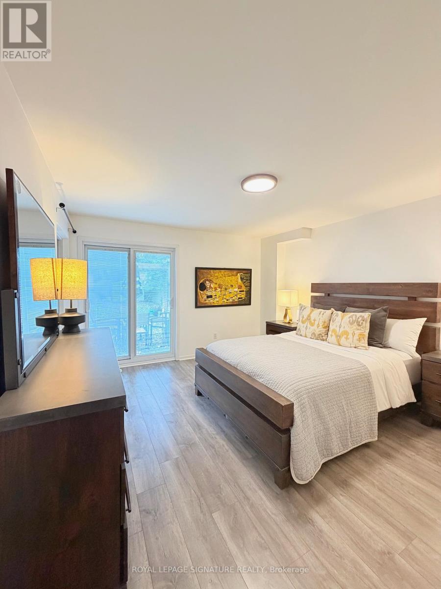 Main - 490 Windermere Avenue, Toronto, Ontario  M6S 3L6 - Photo 14 - W12568482