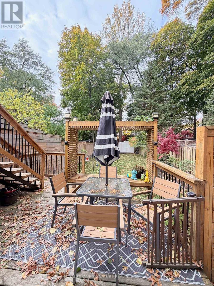 Main - 490 Windermere Avenue, Toronto, Ontario  M6S 3L6 - Photo 17 - W12568482