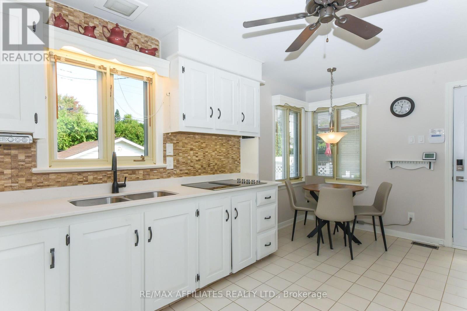 323 Fullerton Avenue, Ottawa, Ontario  K1K 1K2 - Photo 35 - X12563788