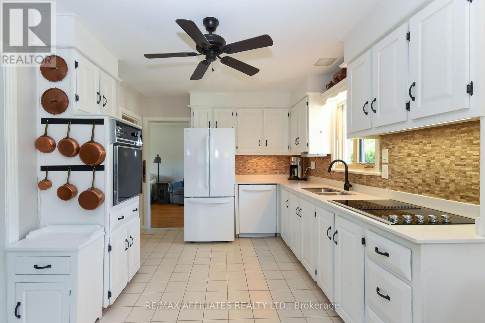 323 Fullerton Avenue, Ottawa, Ontario  K1K 1K2 - Photo 33 - X12563788