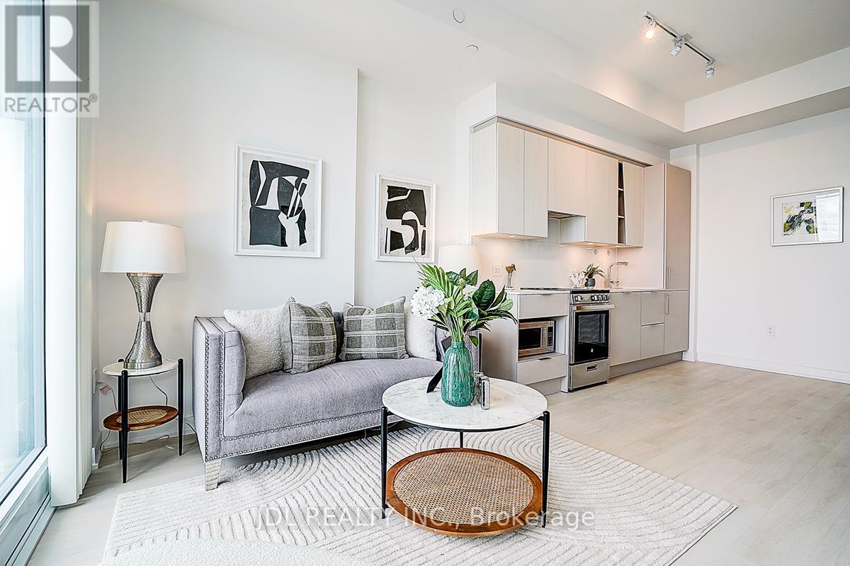 3613 - 3900 Confederation Parkway, Mississauga, Ontario  L5B 0M3 - Photo 25 - W12568690