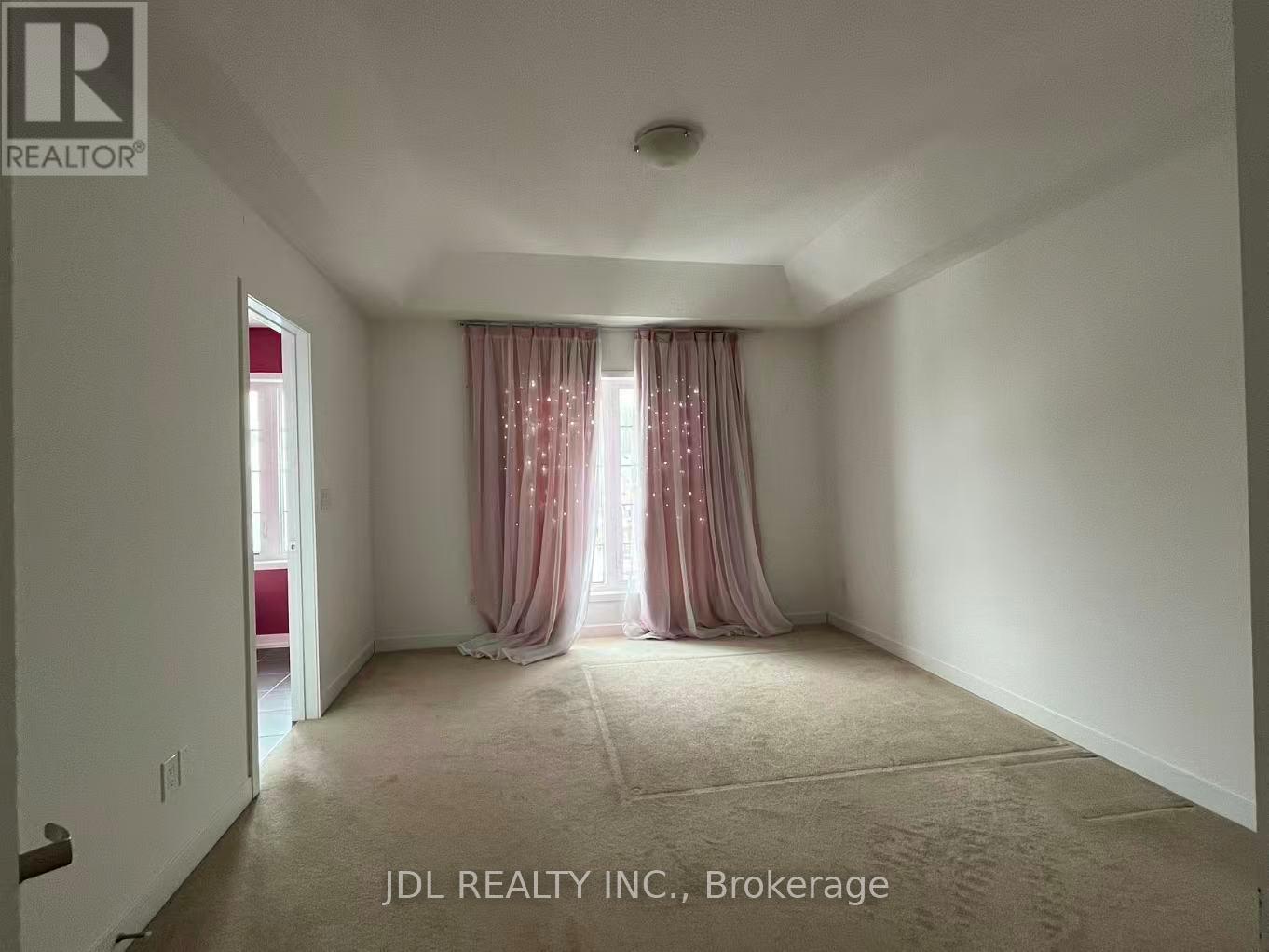 302 Clay Stones Street, Newmarket, Ontario L3X 0M1 - Photo 7 - N12551832