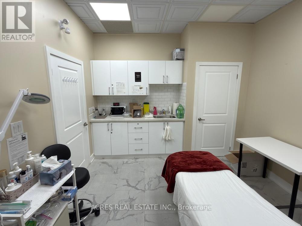 10 - 860 North Park Drive, Brampton, Ontario  L6S 4N5 - Photo 23 - W12505676