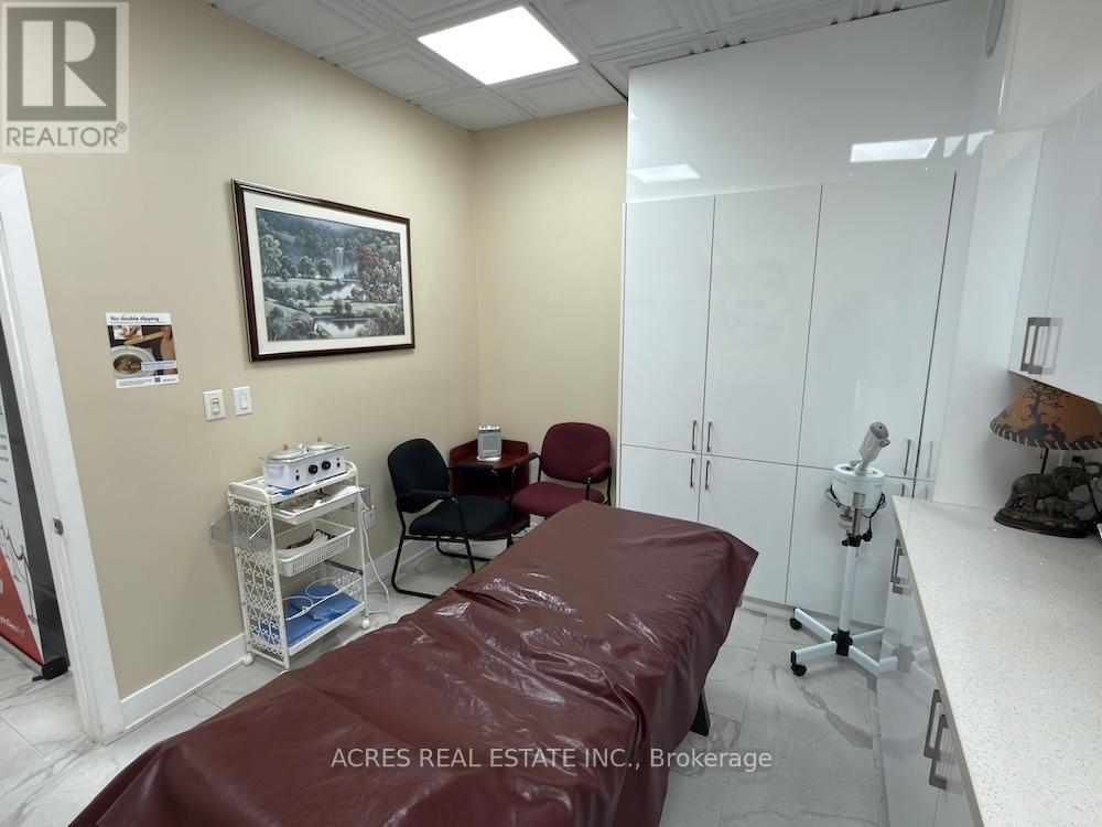 10 - 860 North Park Drive, Brampton, Ontario  L6S 4N5 - Photo 27 - W12505676