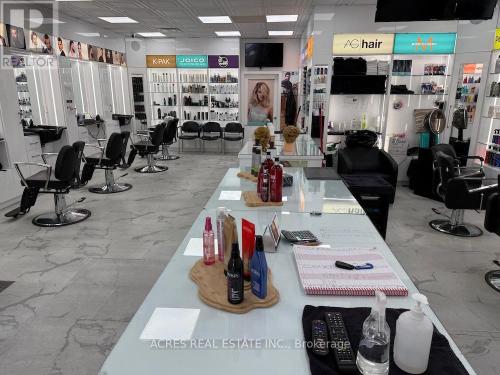 10 - 860 North Park Drive, Brampton, Ontario  L6S 4N5 - Photo 8 - W12505676