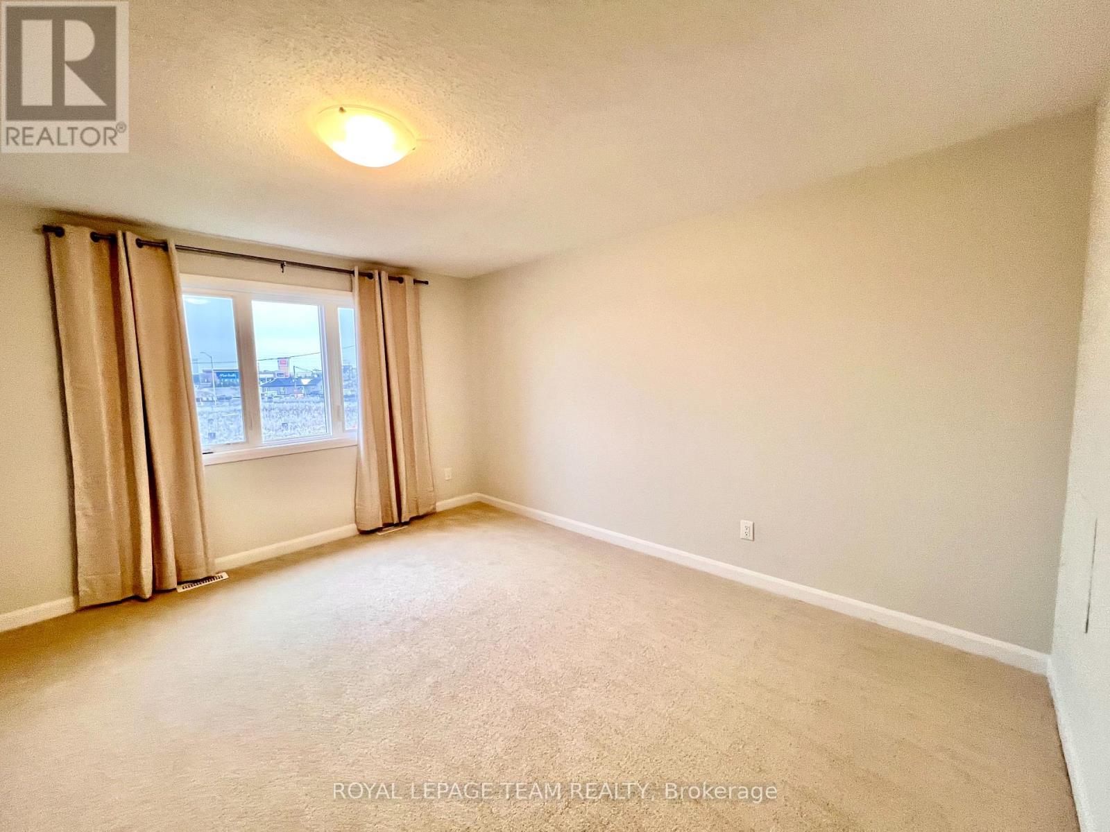 305 Clearpath Private, Ottawa, Ontario  K2T 0S5 - Photo 13 - X12568720