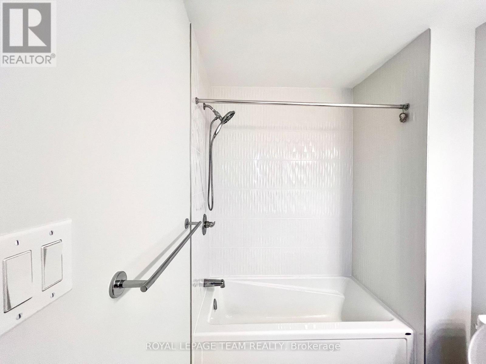 305 Clearpath Private, Ottawa, Ontario  K2T 0S5 - Photo 16 - X12568720