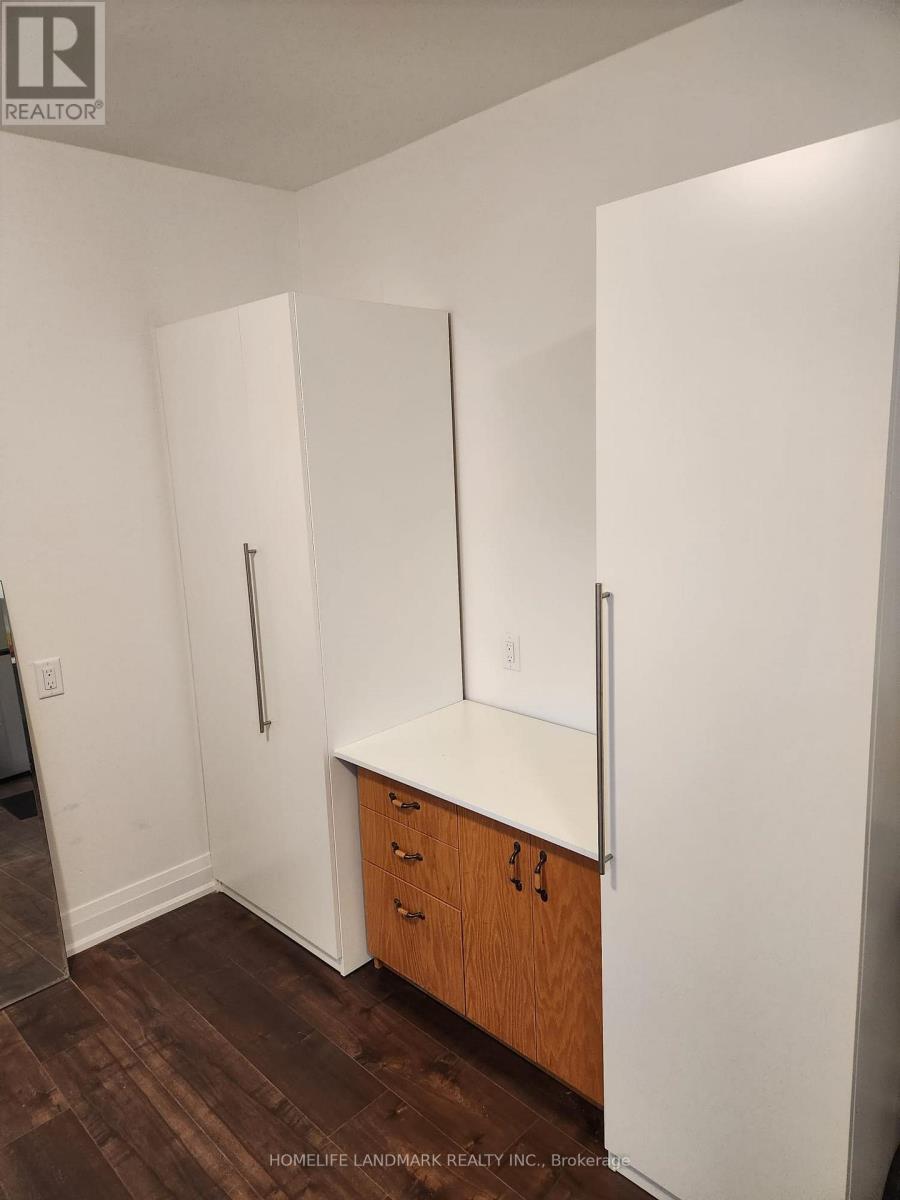 Unit # 2 - 452 D'arcy Street, Newmarket, Ontario  L3Y 1N1 - Photo 5 - N12548384