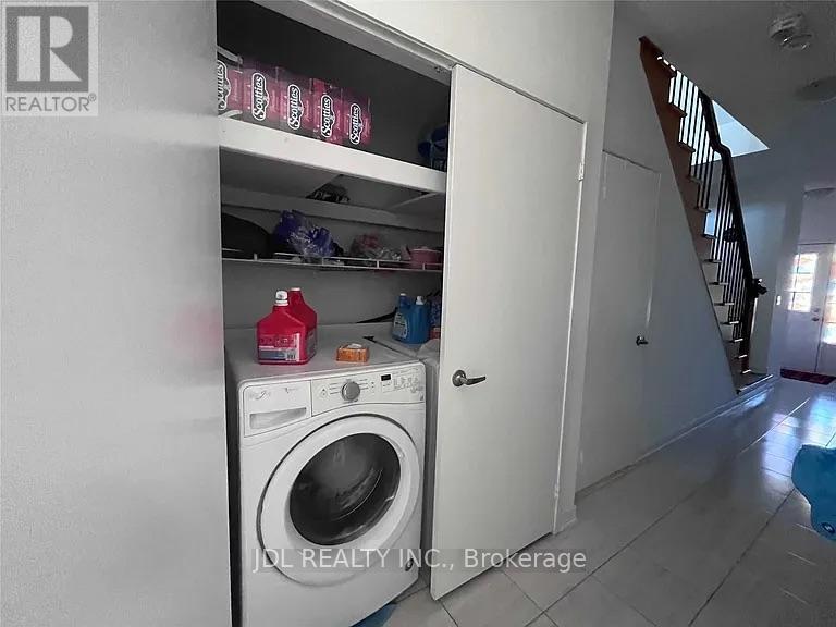 302 Clay Stones Street, Newmarket, Ontario  L3X 0M1 - Photo 20 - N12551832