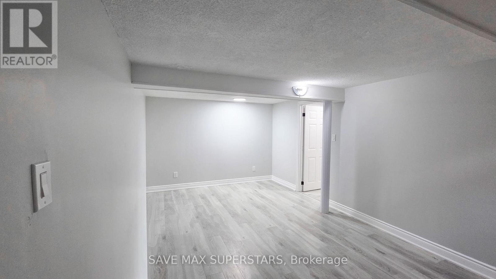 71 College Crescent, Barrie, Ontario  L4M 2W5 - Photo 41 - S12567682