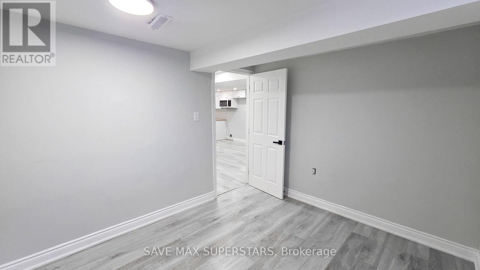 71 College Crescent, Barrie, Ontario  L4M 2W5 - Photo 43 - S12567682