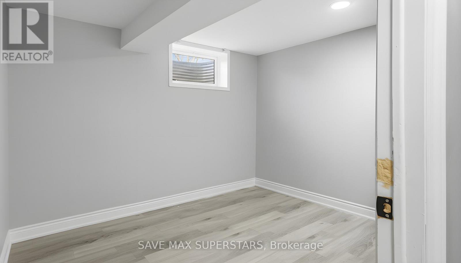 71 College Crescent, Barrie, Ontario  L4M 2W5 - Photo 39 - S12567682