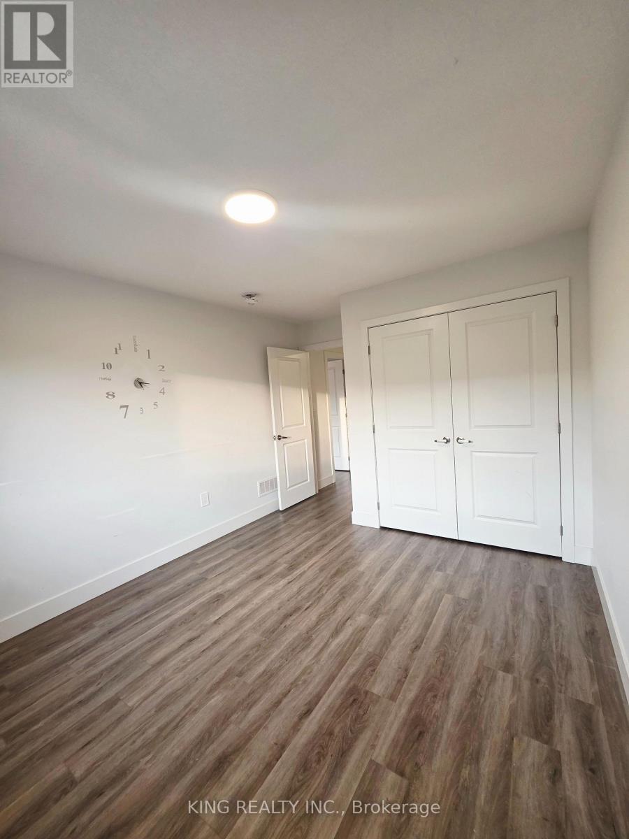 54 - 3575 Southbridge Avenue, London South, Ontario  N6L 0G9 - Photo 18 - X12561998