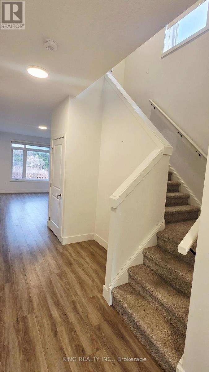 54 - 3575 Southbridge Avenue, London South, Ontario  N6L 0G9 - Photo 5 - X12561998