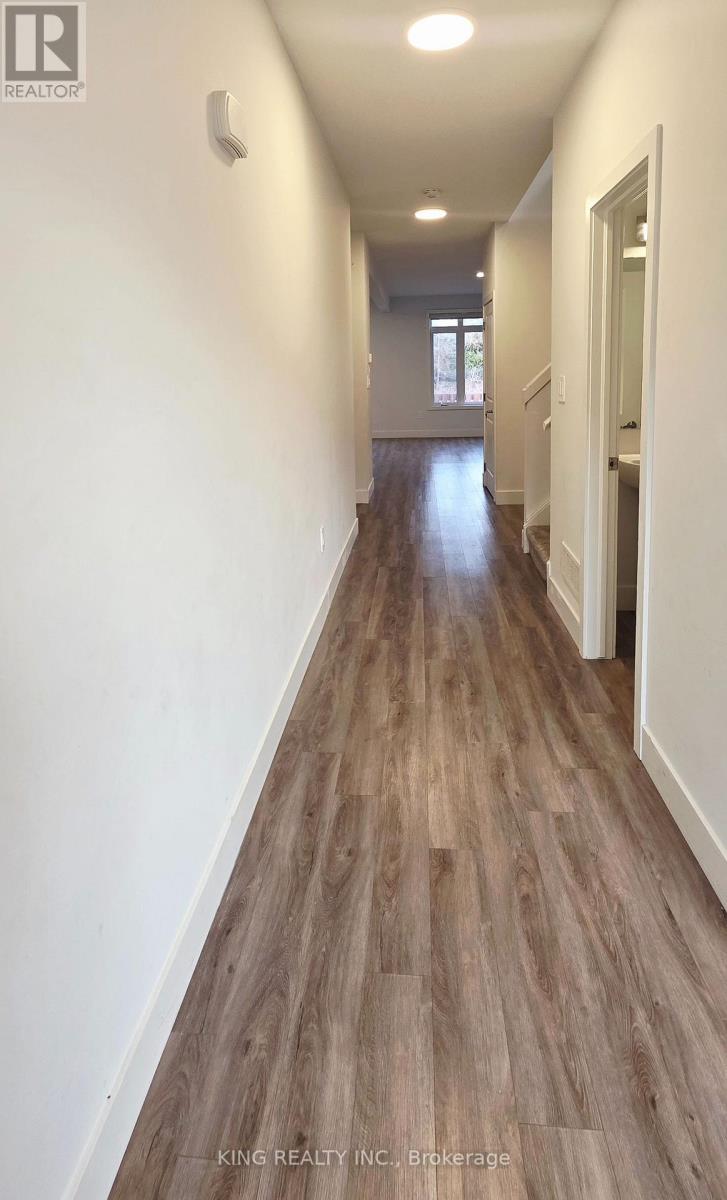 54 - 3575 Southbridge Avenue, London South, Ontario  N6L 0G9 - Photo 3 - X12561998