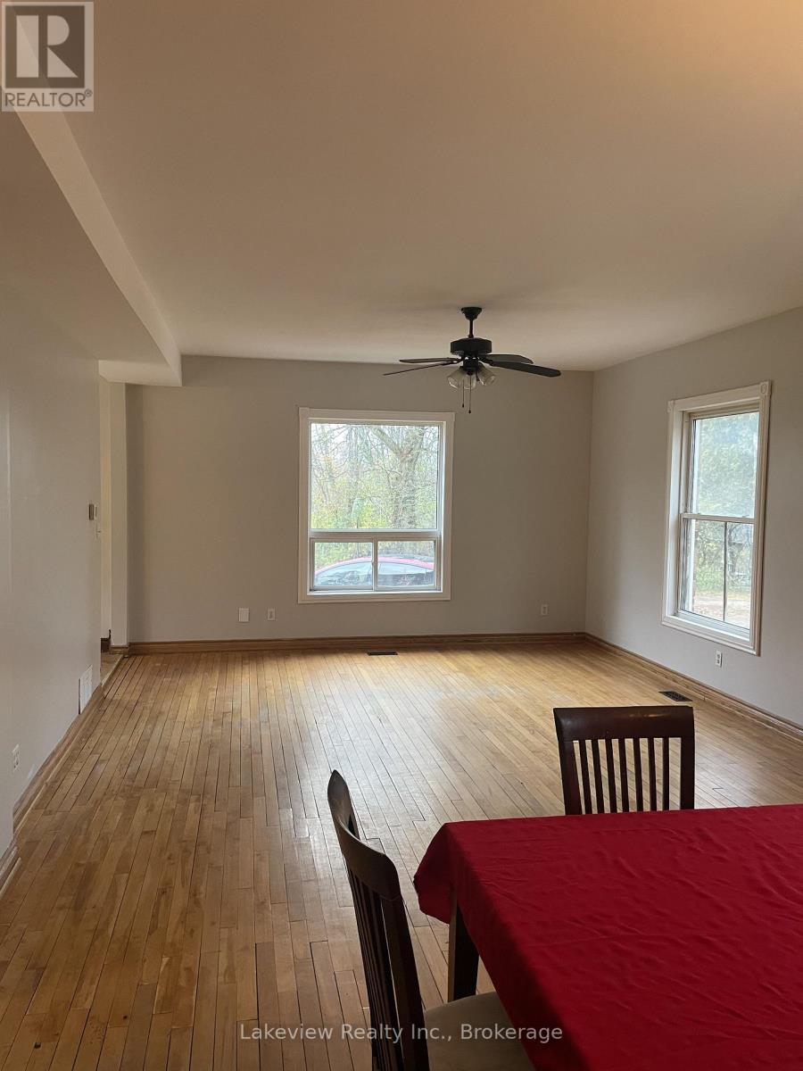 151 Simcoe Street, Orillia, Ontario  L3V 1G8 - Photo 7 - S12568716