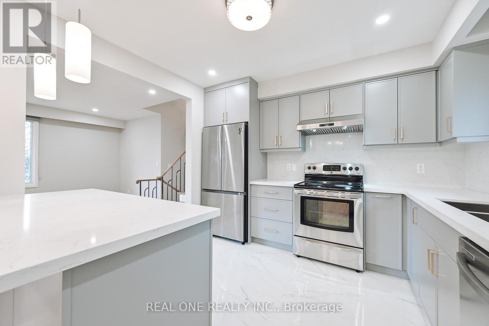 116 Castlegrove Boulevard, Toronto, Ontario  M3A 1L6 - Photo 10 - C12568708