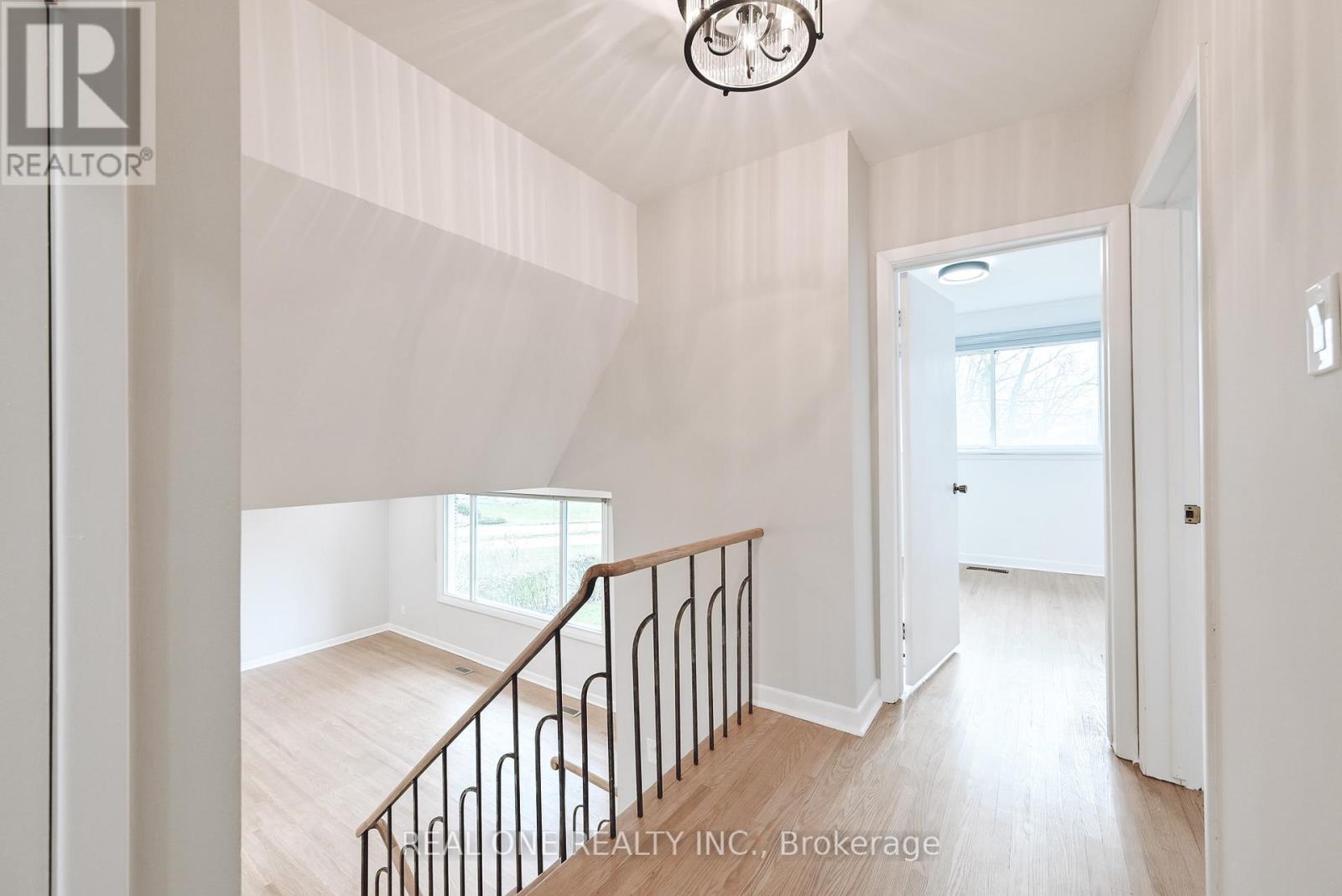 116 Castlegrove Boulevard, Toronto, Ontario  M3A 1L6 - Photo 12 - C12568708