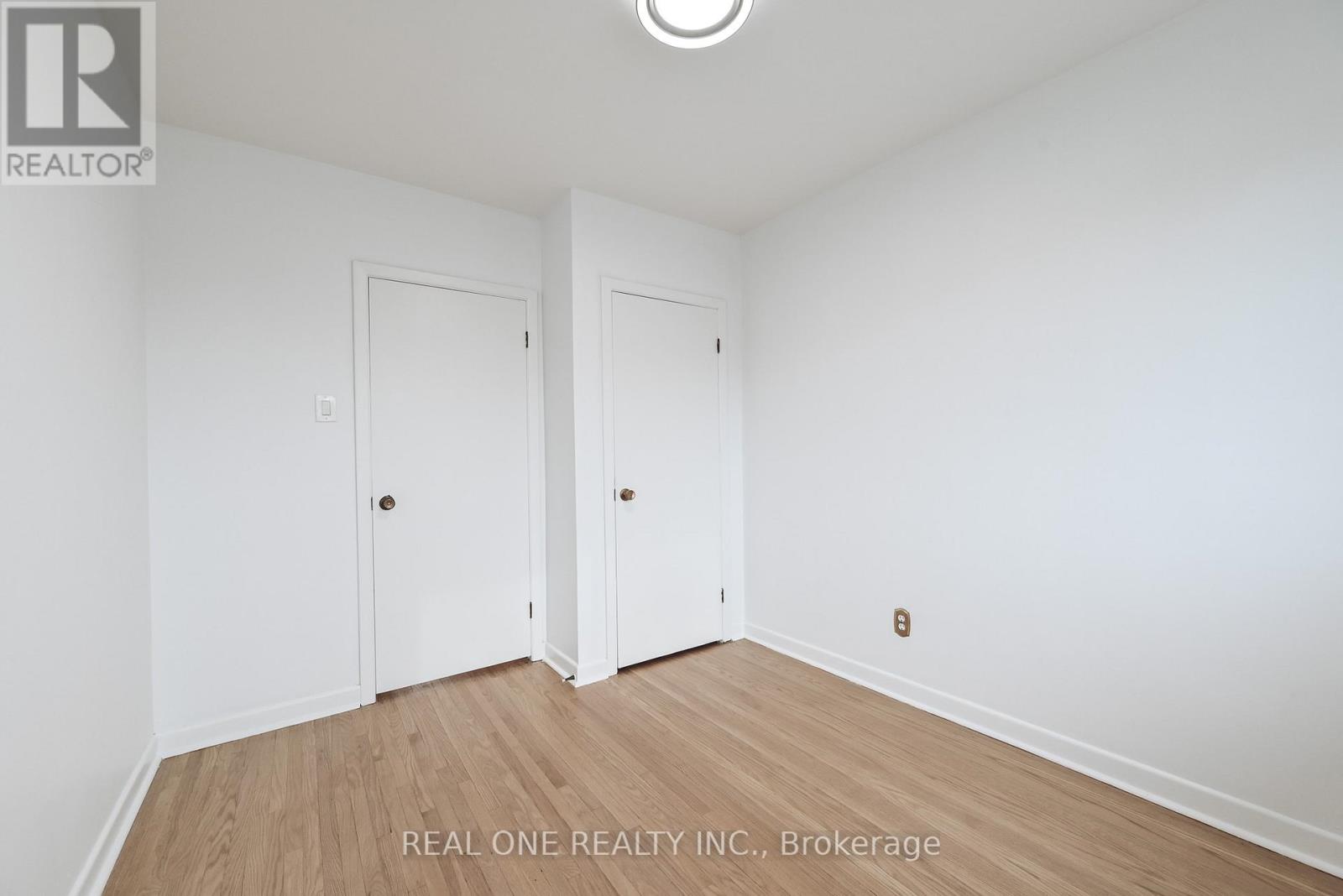 116 Castlegrove Boulevard, Toronto, Ontario  M3A 1L6 - Photo 14 - C12568708