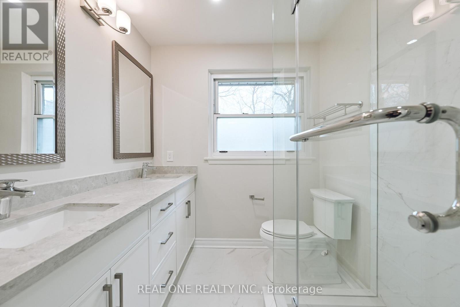 116 Castlegrove Boulevard, Toronto, Ontario  M3A 1L6 - Photo 15 - C12568708