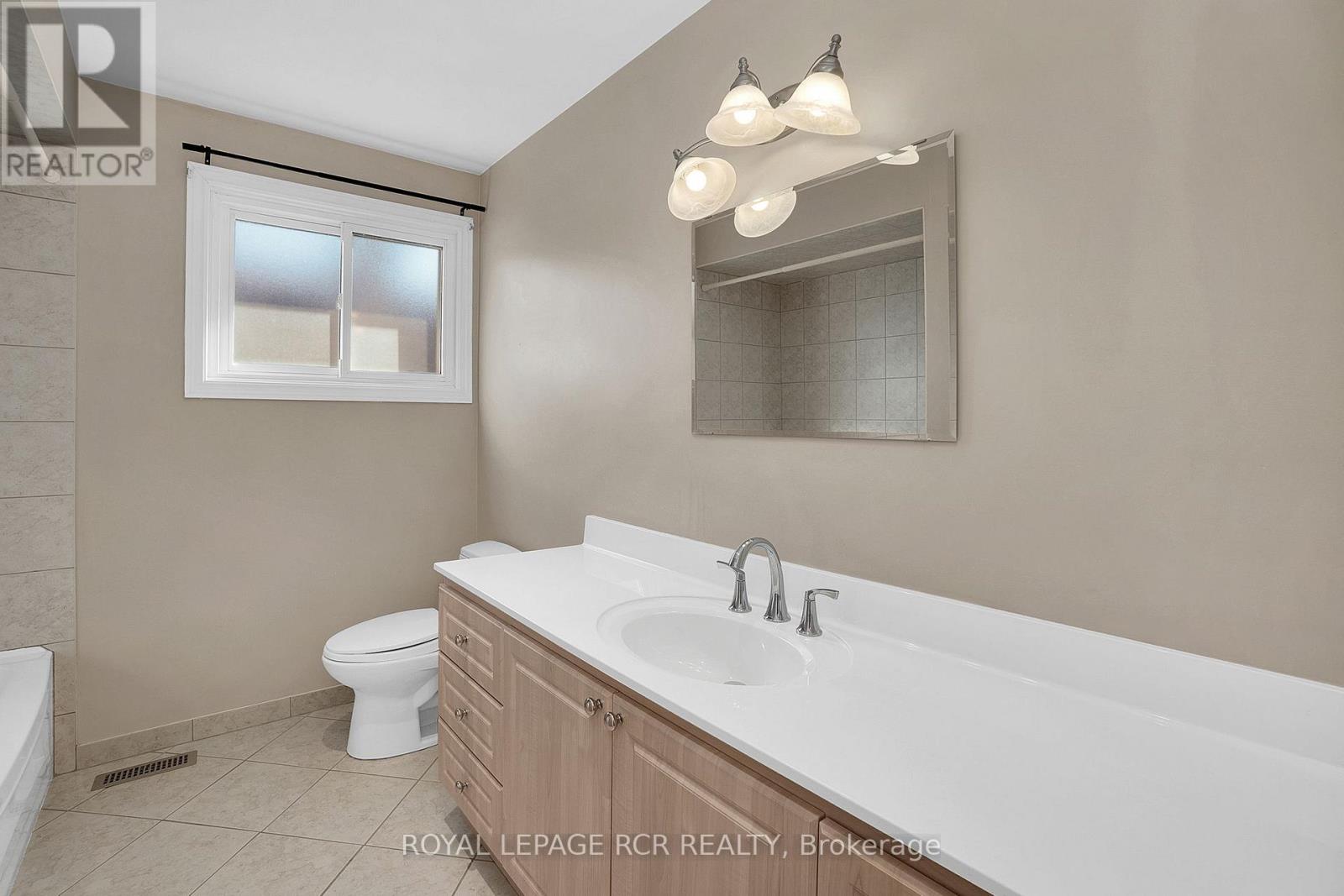 204 Ridge Road, Caledon, Ontario  L7E 4W2 - Photo 20 - W12566814