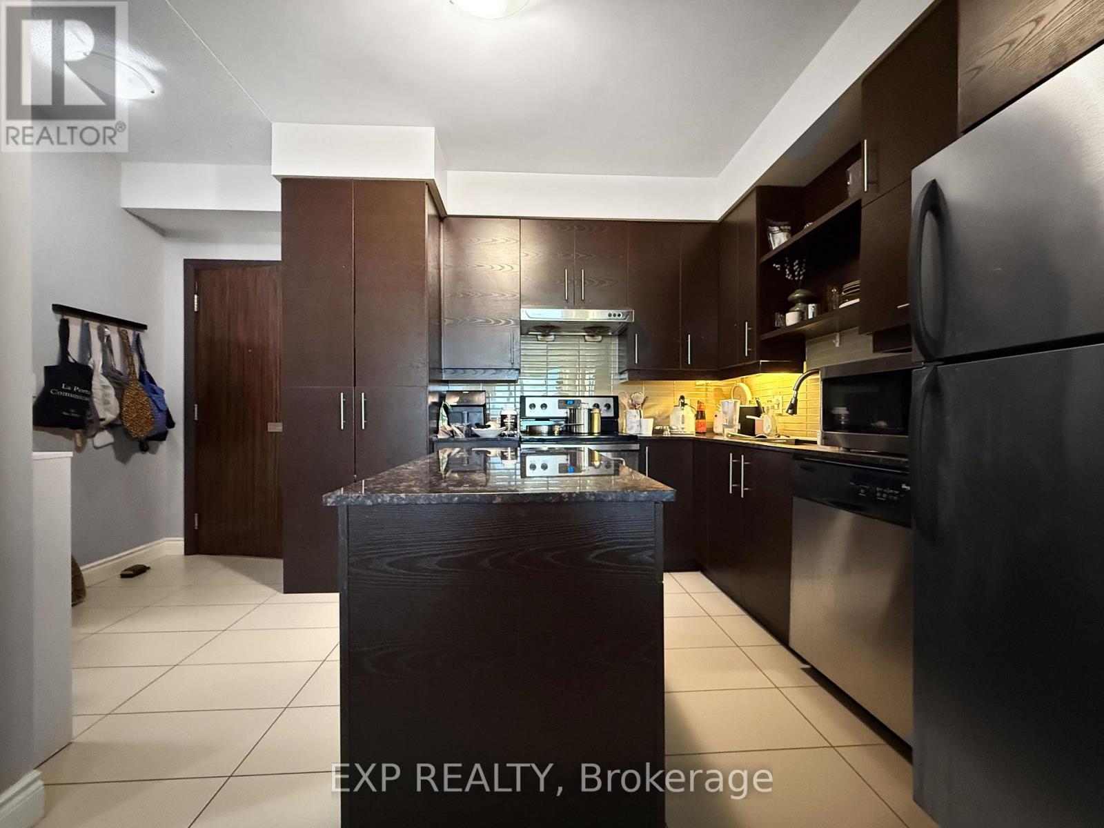 909 - 325 South Park Road, Markham, Ontario  L3T 0B8 - Photo 4 - N12568712