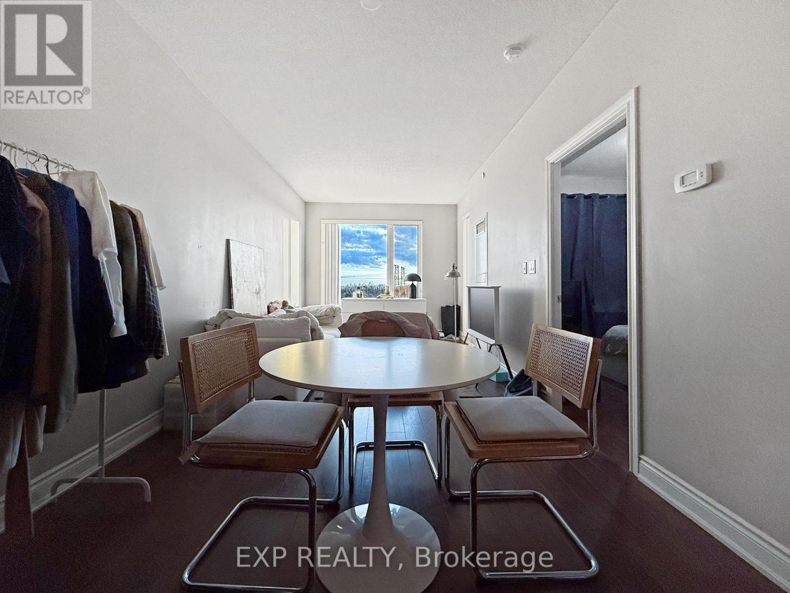 909 - 325 South Park Road, Markham, Ontario  L3T 0B8 - Photo 6 - N12568712