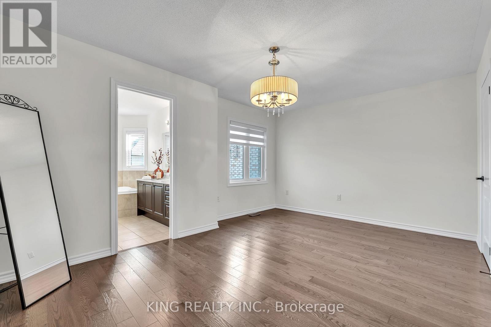 174 Minto Crescent, Milton, Ontario  L9T 7P5 - Photo 28 - W12564986