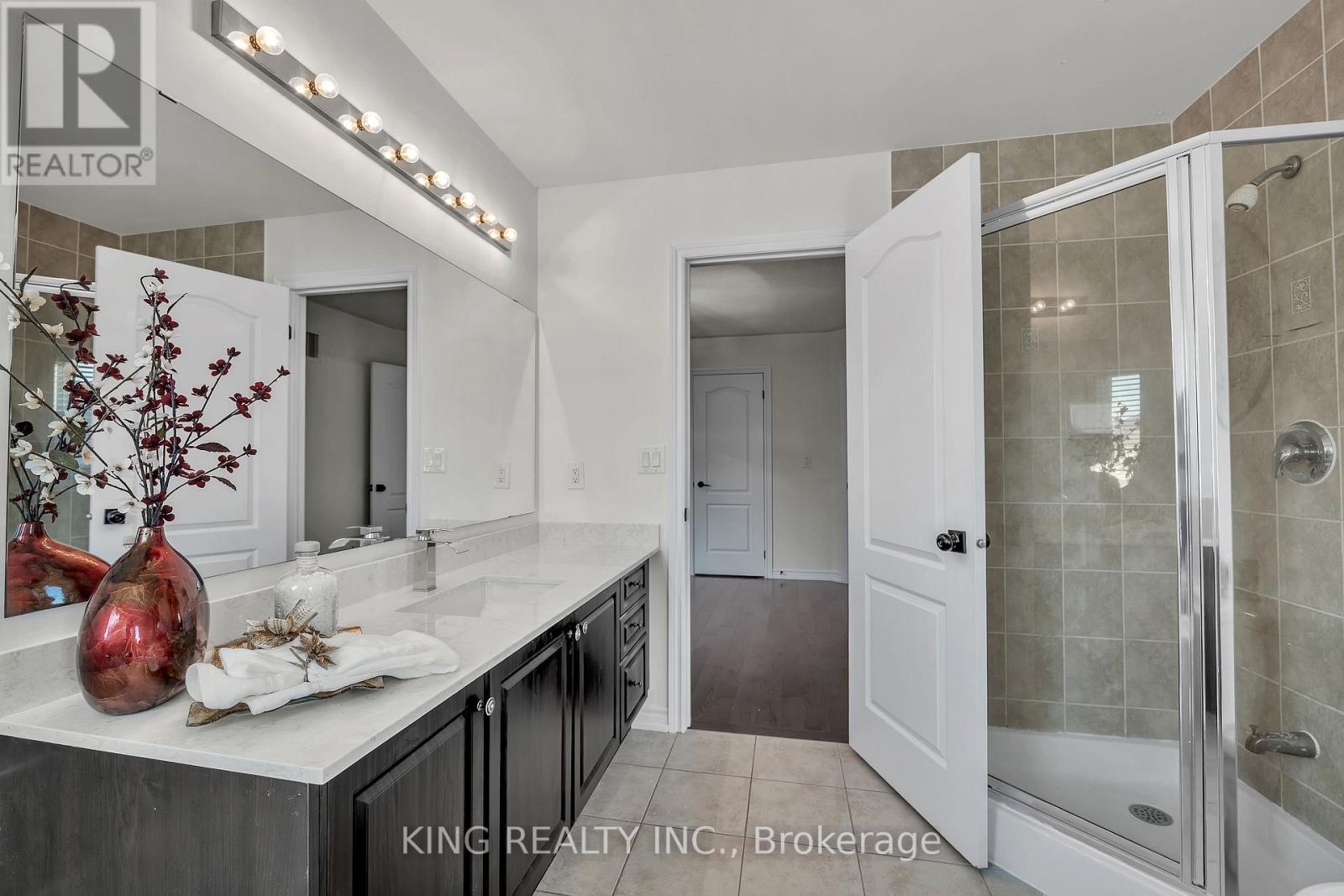 174 Minto Crescent, Milton, Ontario  L9T 7P5 - Photo 30 - W12564986