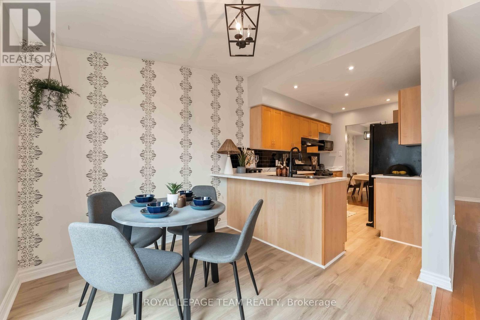 246 Tandalee Crescent, Ottawa, Ontario  K2M 0A1 - Photo 11 - X12568730