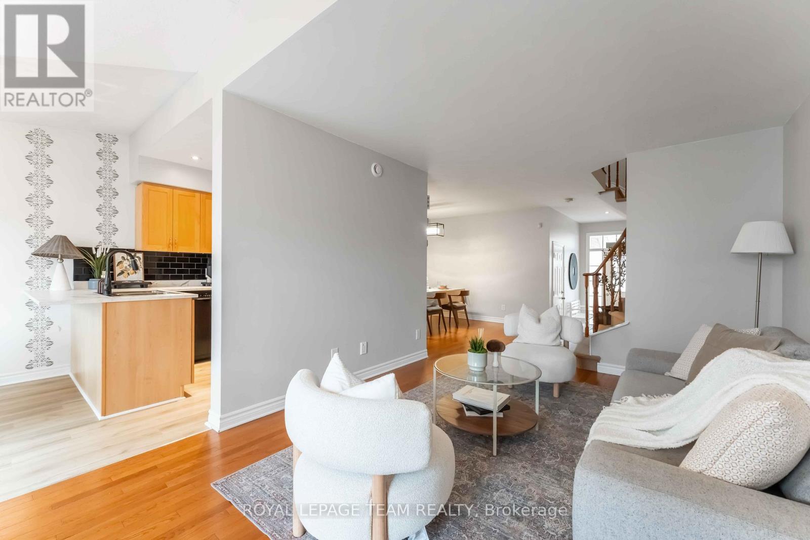 246 Tandalee Crescent, Ottawa, Ontario  K2M 0A1 - Photo 9 - X12568730