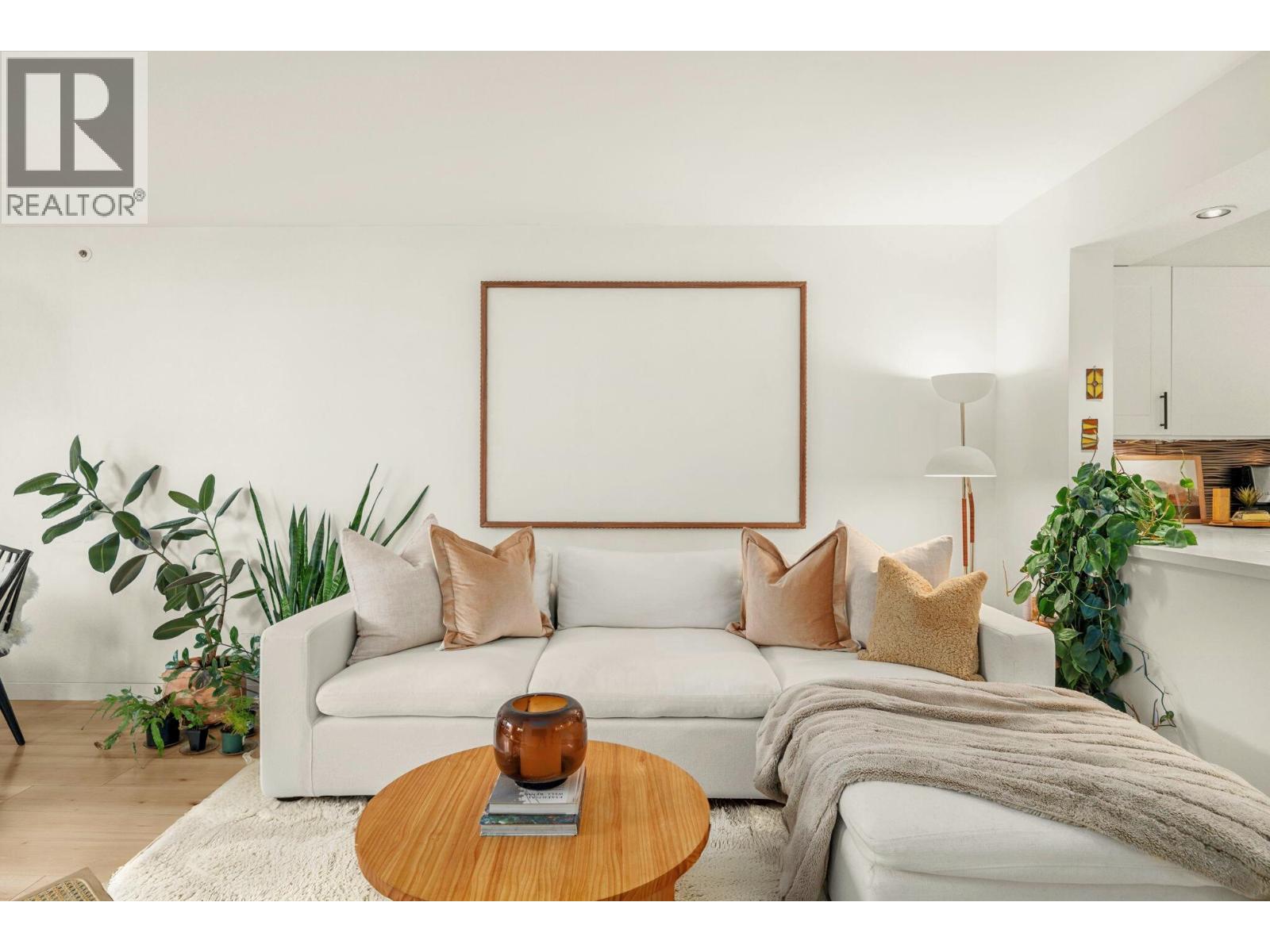 302 1438 W 7th Avenue, Vancouver, British Columbia  V6H 1C1 - Photo 4 - R3069452