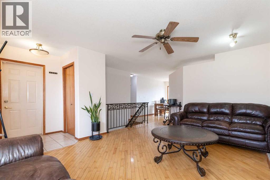 5109 45 Street, Rimbey, Alberta  T0C 2J0 - Photo 7 - A2267135