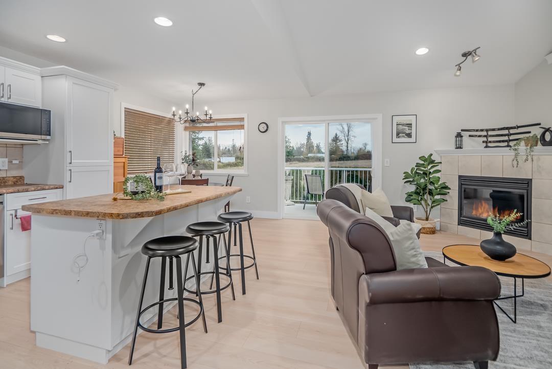 27269 34th Avenue, Langley, British Columbia  V4W 4A6 - Photo 10 - R3069254