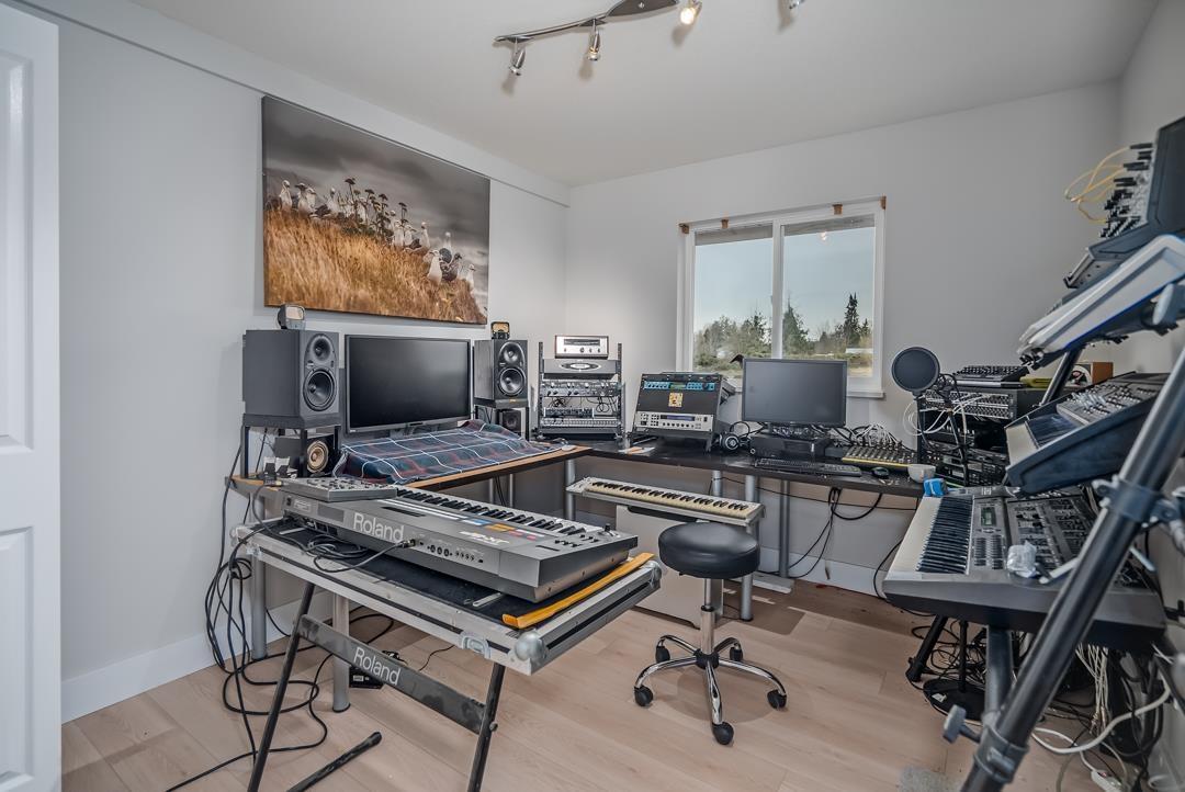 27269 34th Avenue, Langley, British Columbia  V4W 4A6 - Photo 23 - R3069254