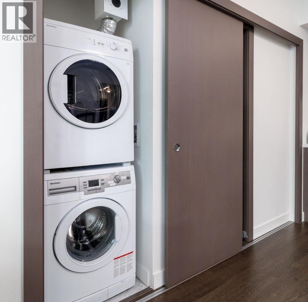 1718 68 Smithe, Vancouver, British Columbia  V6B 0B4 - Photo 7 - R3069454