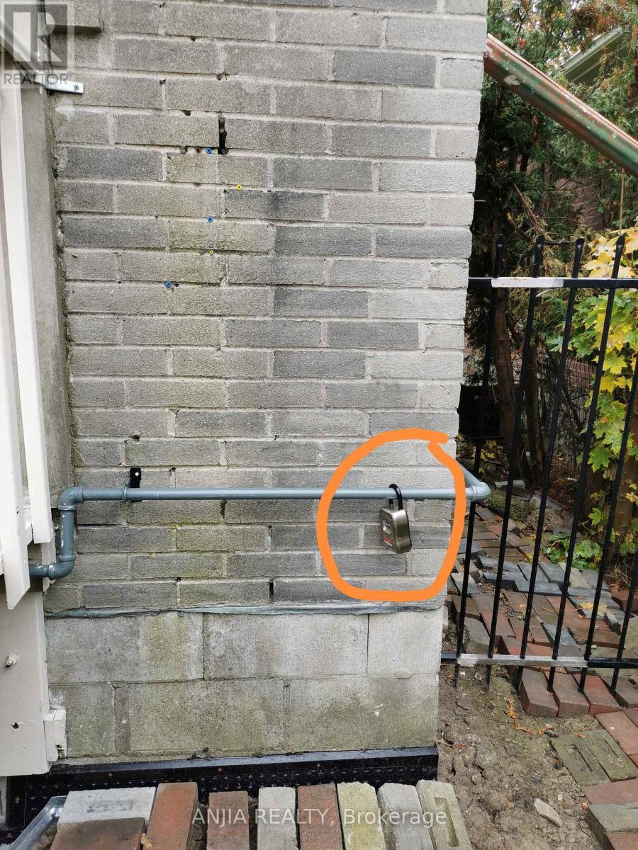 Unit 1 - 256 Homewood Avenue, Toronto, Ontario  M2R 2N3 - Photo 14 - C12568726