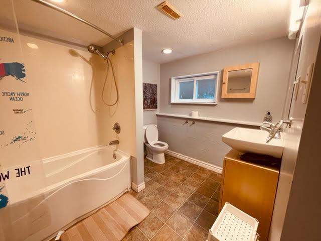 982 Keil Street, White Rock, British Columbia  V4B 4V7 - Photo 3 - R3068539